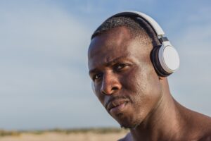 Headphone